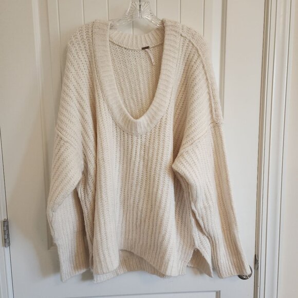 Free People Chunky Knit Oversized Sweater M Ribbed V-Neck Acrylic/Nylon Blend - Picture 1 of 7